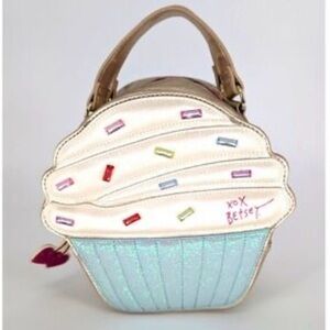 Betsey Johnson Insulated Lunch Tote Cupcake Handbag Unique Shimmer Sequins Bag